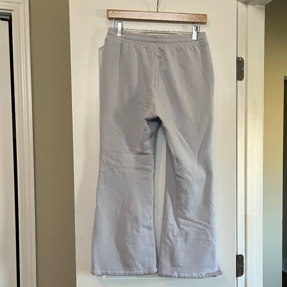 Victoria’s Secret Pink IVY Fleece Split-Hem Flare Sweatpants- Hydrangea Blue SP - Picture 8 of 10